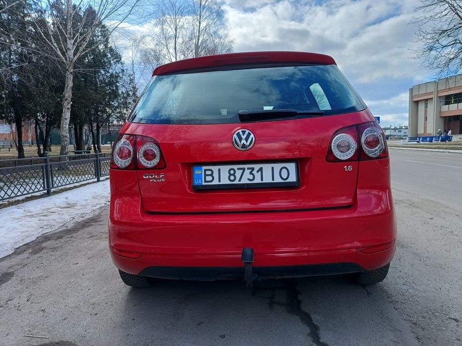 Volkswagen Golf+ 6 Гольф 2011 року 1.6 mpi Нефарбована Гарний стан