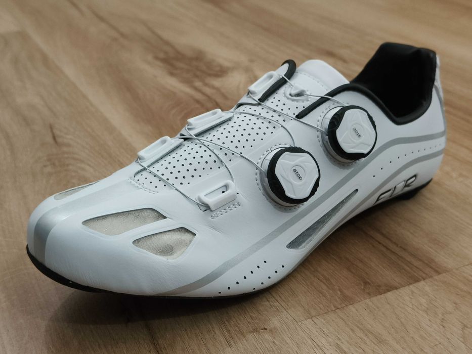 Sapatos de Ciclismo Profissionais FLR F-XX II Carbon "Novos"