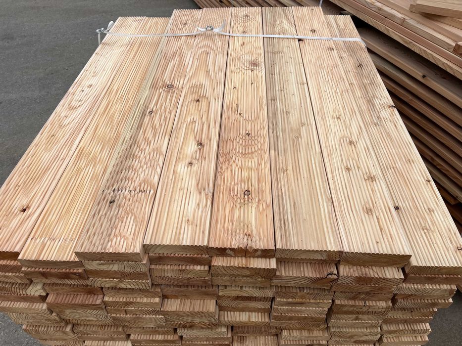 deski modrzewiowe na stopnie, stopnie, deski na pomost, ścieżki