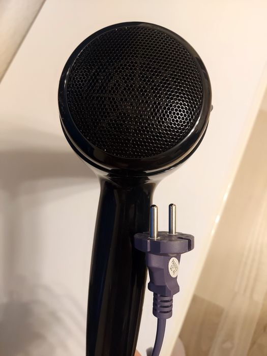 Продаю Фен philips