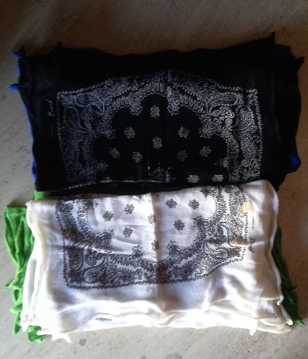 Lenço / bandana de malha  (novos)