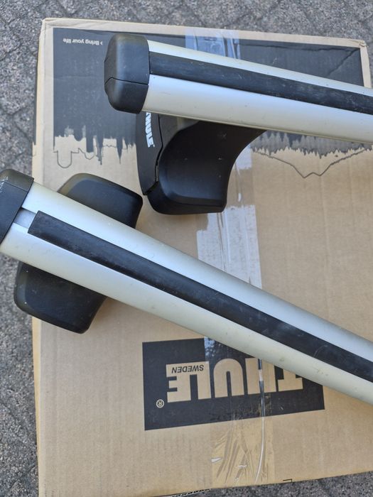 Bagażnik dachowy Thule AeroBar, stopy Thule 754, Kit 1233