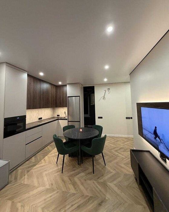 СТИЛЬНА 2 кімнатна квартира в клубному будинку с.Гатне Київ Теремки