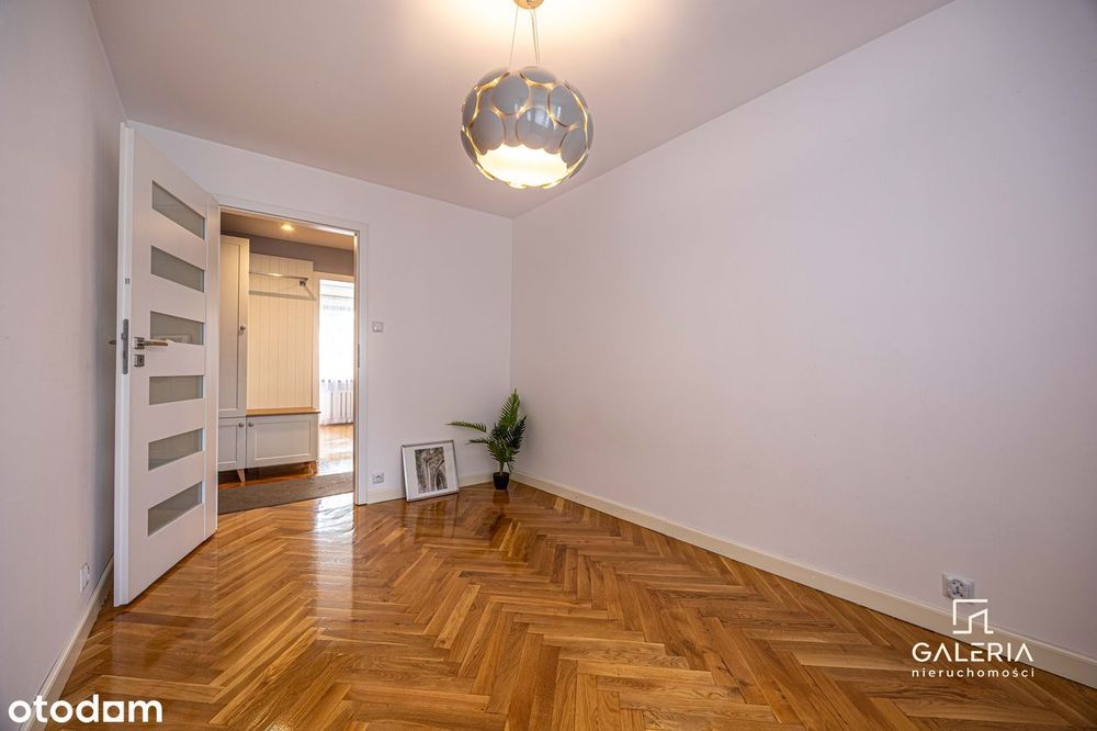 Ładne, ustawne 2 pokojowe z dużą loggią | 1 piętro | Całe po remoncie