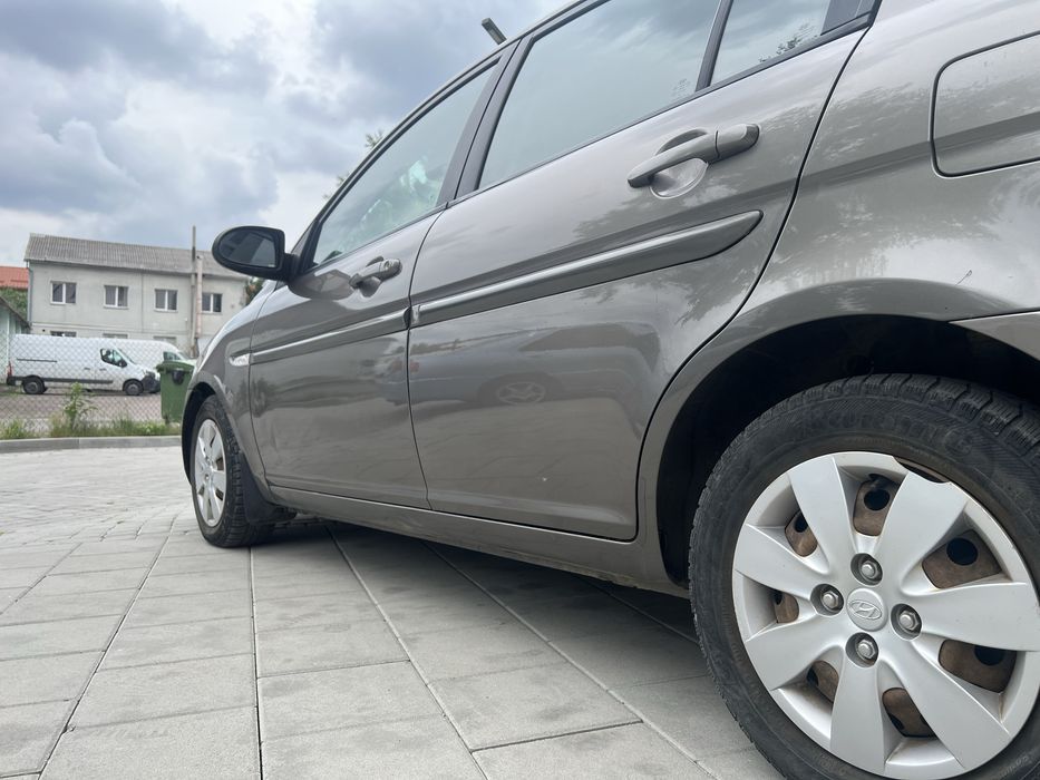 Hyundai accent 2008 1.6 бензин. Торг