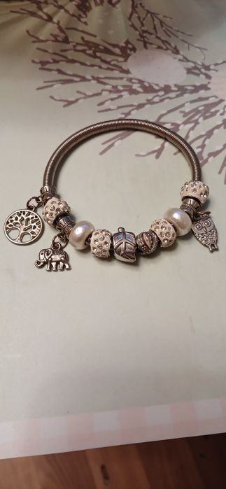 Продам браслет пандора