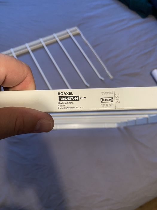 Suporte Calcas Boaxel Ikea