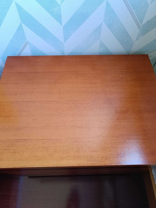 Mobília de Quarto de Casal em Cerejeira – Conjunto Completo