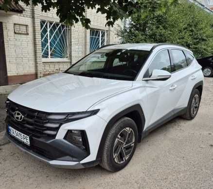 Надійна оренда кросовера у Львові. Прокат автомобіля для поїздки в Карпати