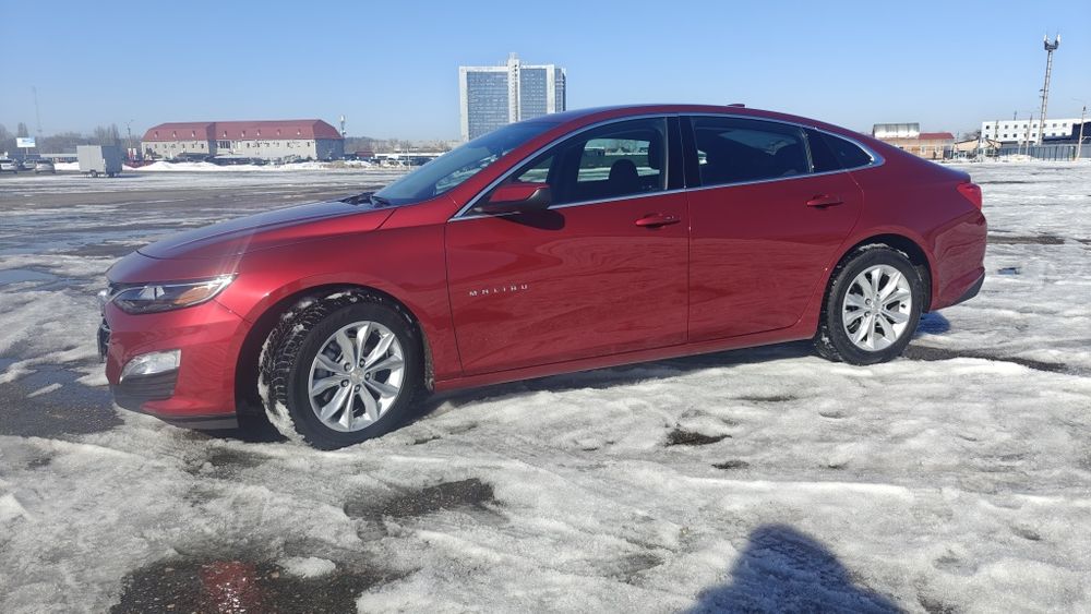 Chevrolet Malibu 2024 VIN 1G1ZD5ST1SF159831 фото оголошення 2 з 21