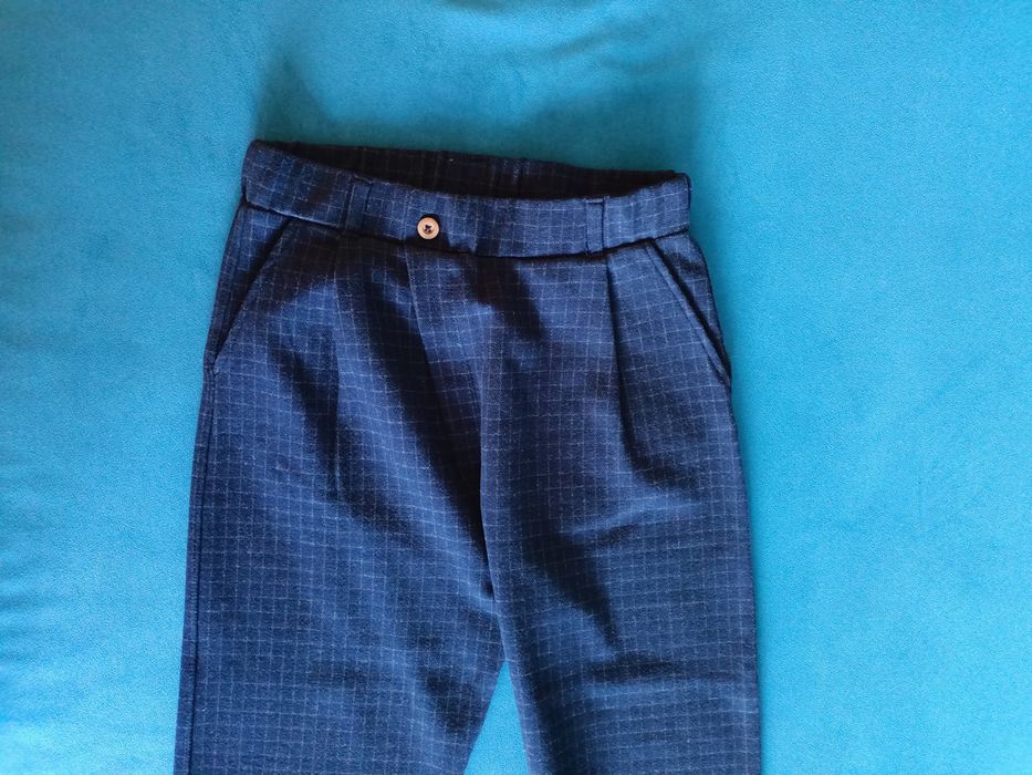 Rozm 134 ZARA Eleganckie Spodnie w kratę , 9 lat