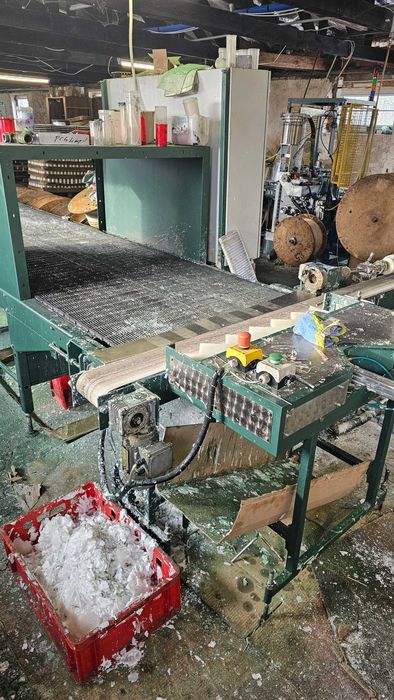 Maszyna zalewająco knotująca