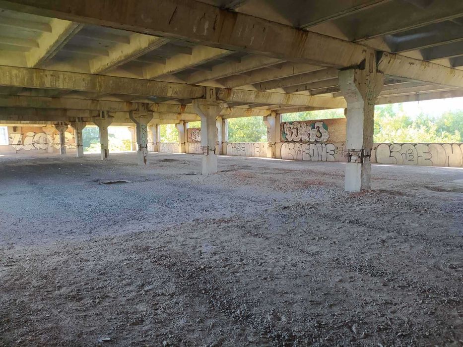 Продам будівлю 3.500 м.кв. Полтавська, ціна 280 тис. дол.