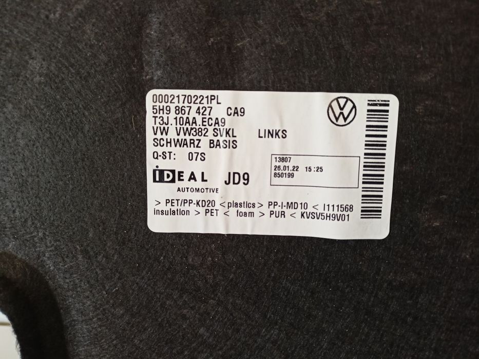 VW Golf VIII 8 kombi 19- 5H 5H9 lewy boczek bagażnika tapicerka lewa k