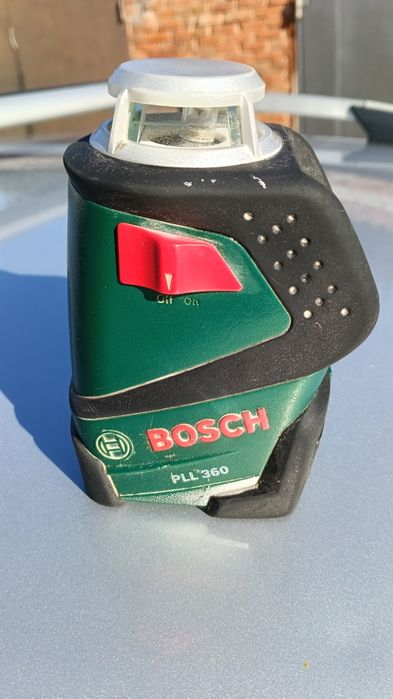 Лазерний рівень Bosch 360