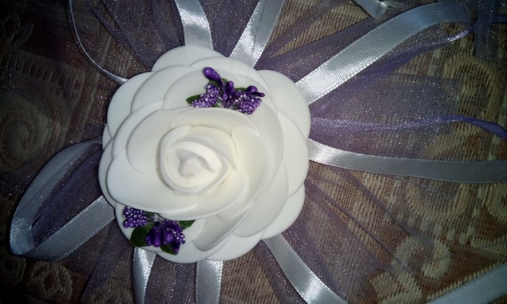 Украшения для свадьбы на машину