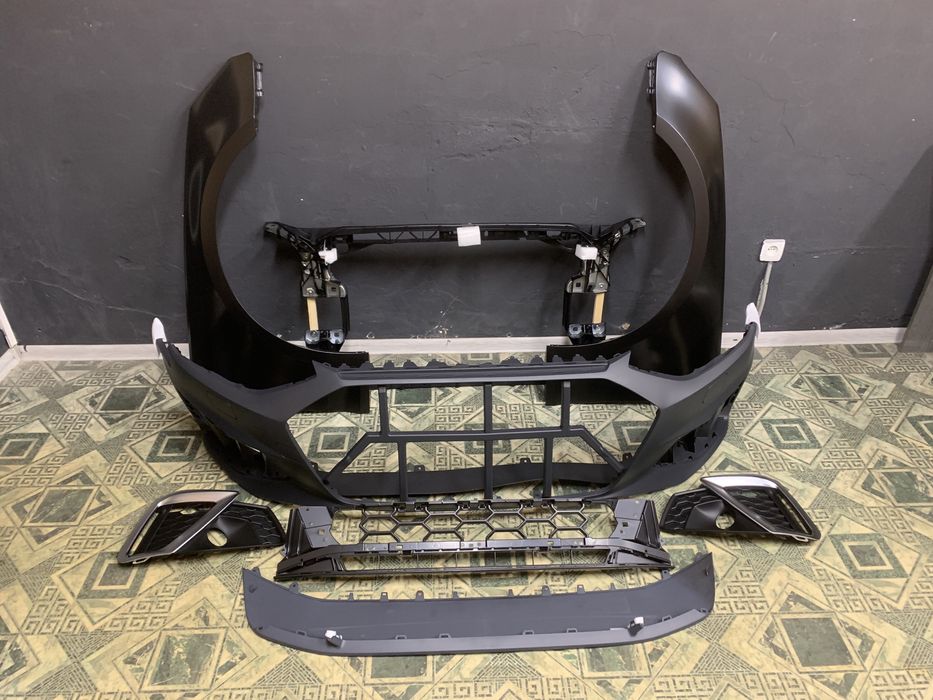 Audi A4 B9 Підрешітник Кронштейн Кріплення Решітки Радіатора