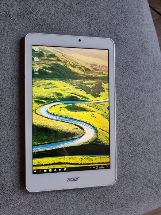 Срочно продам планшет Acer.
