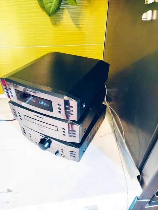 Na działkę -budowę-warsztatu  wieża Universum vtc-cd 165 sprawna