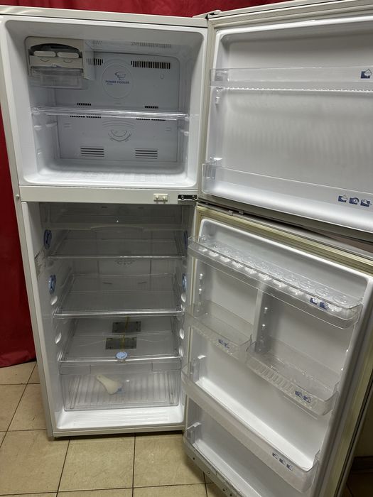 Холодильник Samsung No Frost