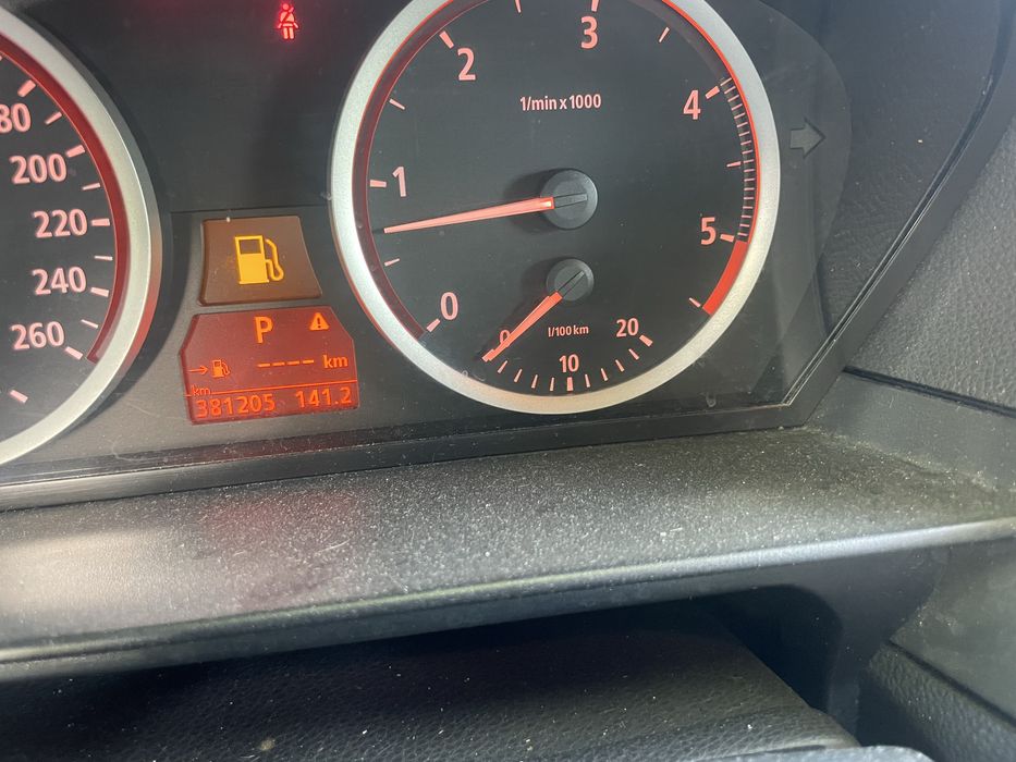 Vendo BMW 325d  nacional com 380.000 km