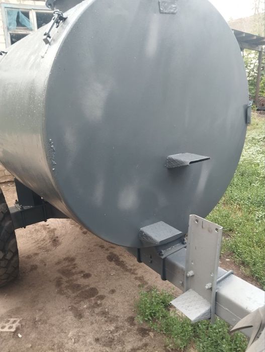 Продам бочку 3.2 куба