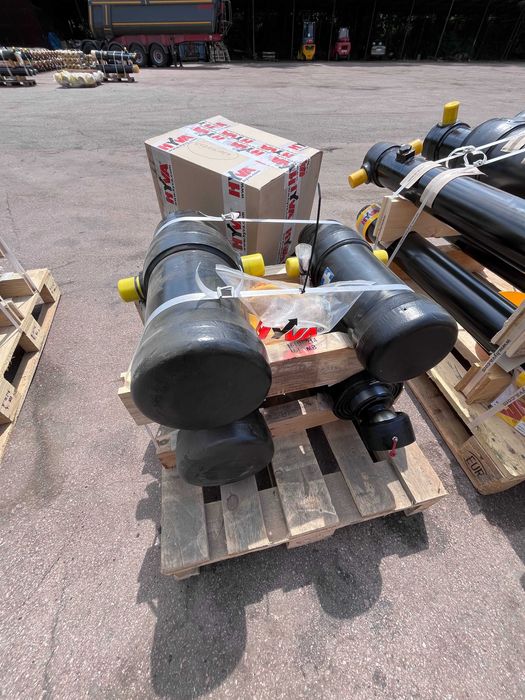 Гідроциліндр підйому кузова Hyva FEA169-5-05630-009-K1421-P85 5 штоків