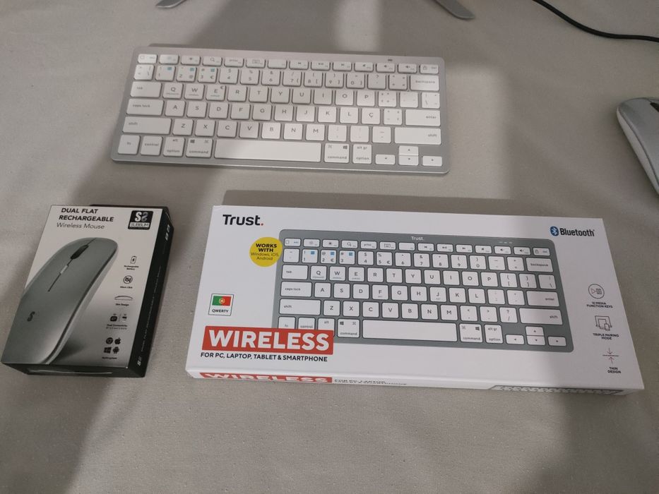 Computador Lenovo AIO 520s-23iku com touchscreen