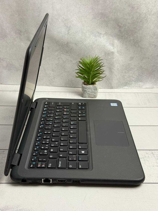Dell 3310 i3-8145U 8ram ssd 128 gb  13.3  Гарна ціна !