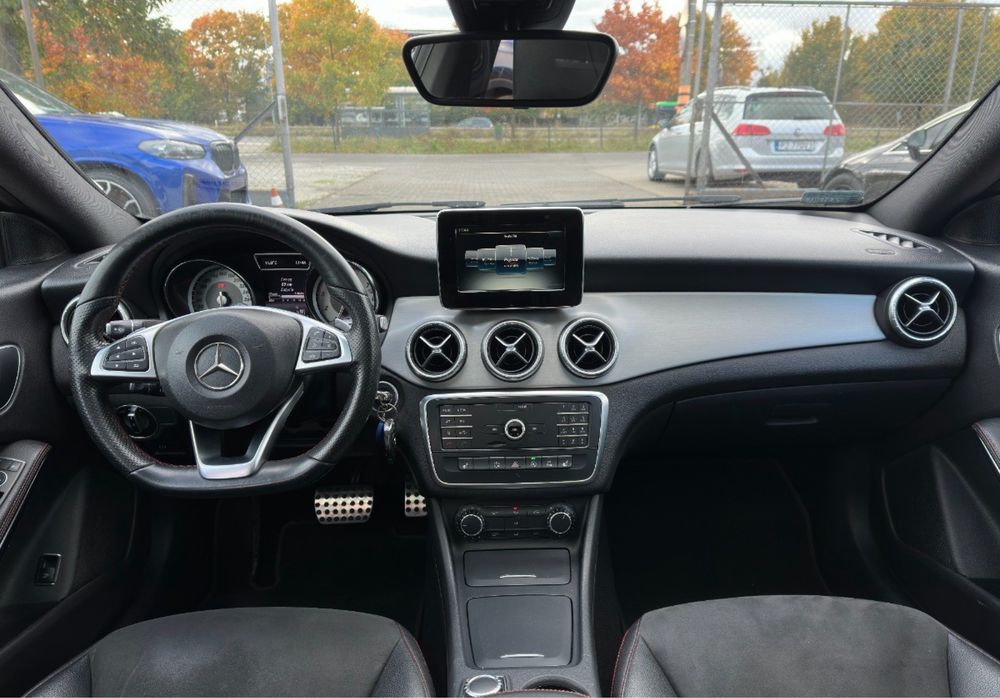 Mercedes CLA 200