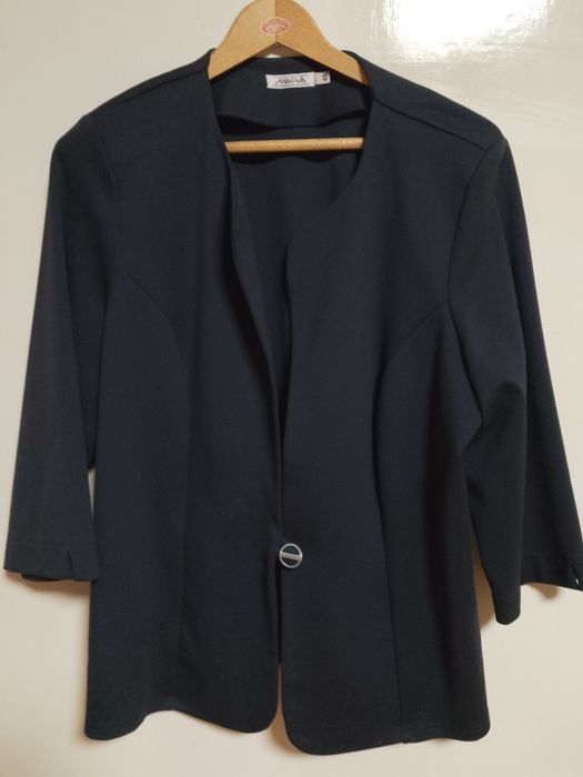 Damski kardigan w kolorze czarnym