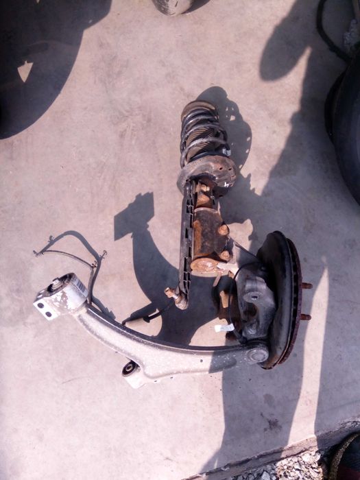 Zawieszenie przód prawe opel Insignia a 2.0 cdti  lift kompletne