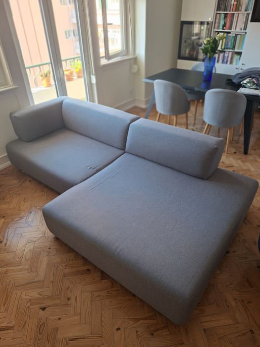 Sofá de 3 a 4 lugares chaise longue cinzento