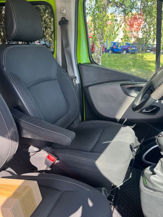 Renault trafic 3