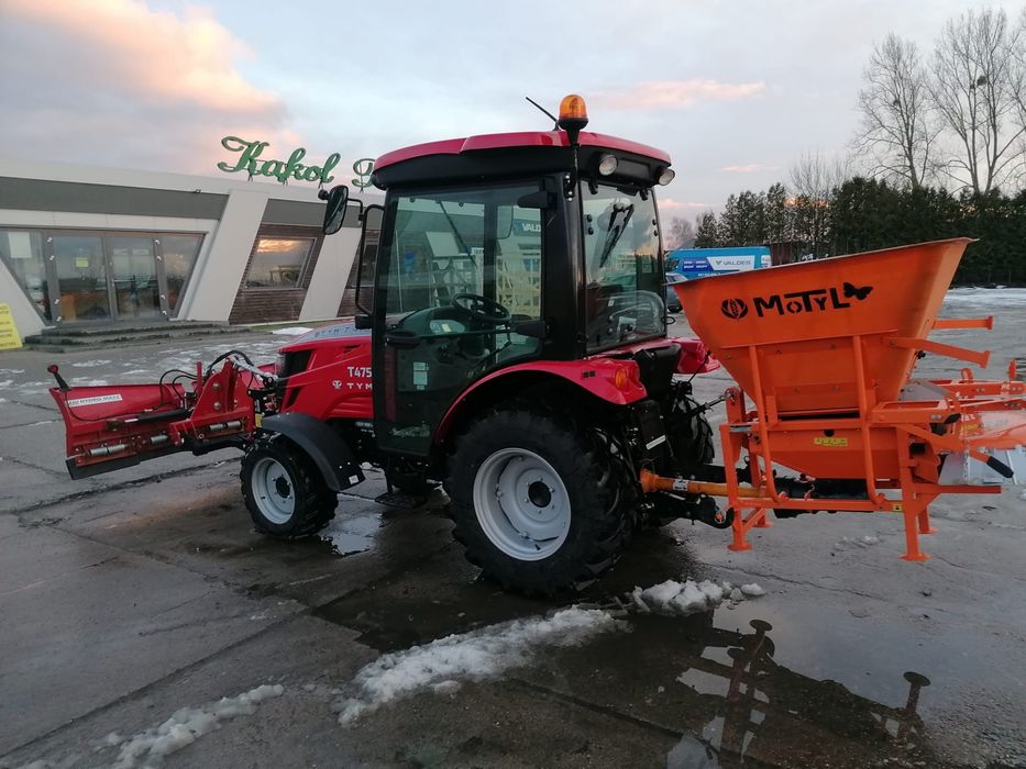 Ciagnik rolniczy Tym T-475