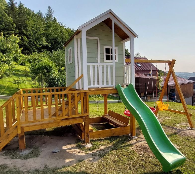 Wiata samochodowa drewniana