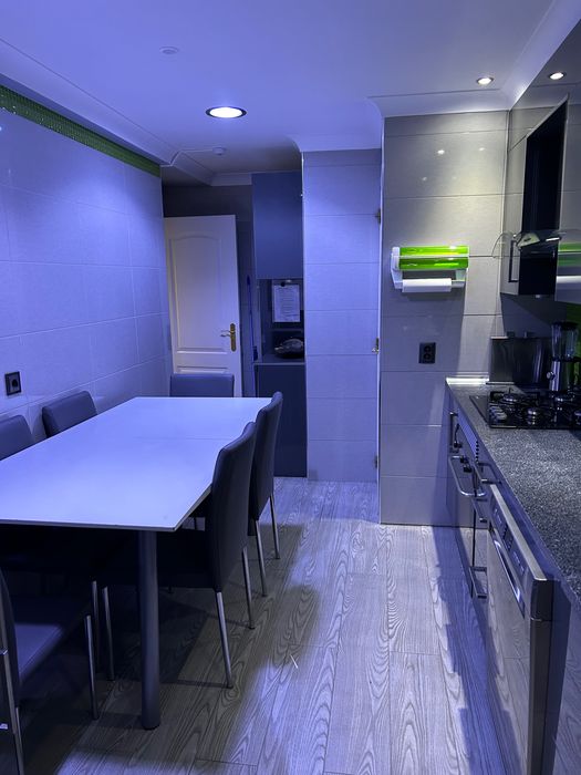 Arrendo quarto para casal