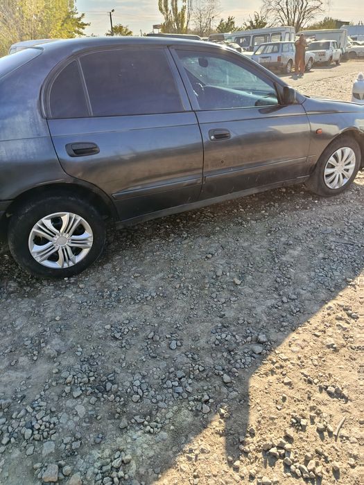 Продам двигатель TOYOTA CARINA E1.6 бензин