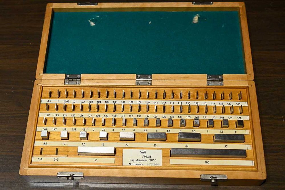 Komplet płytek wzorcowych stalowych - 76 sztuk | Zestaw warsztatowy