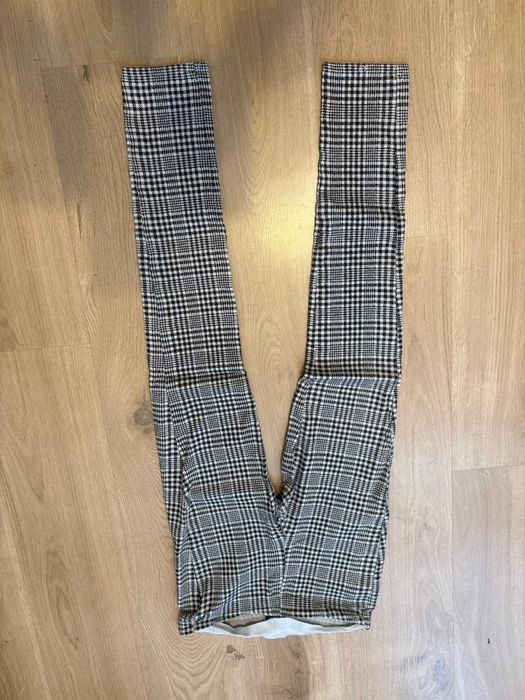 Spodnie damskie w kratkę