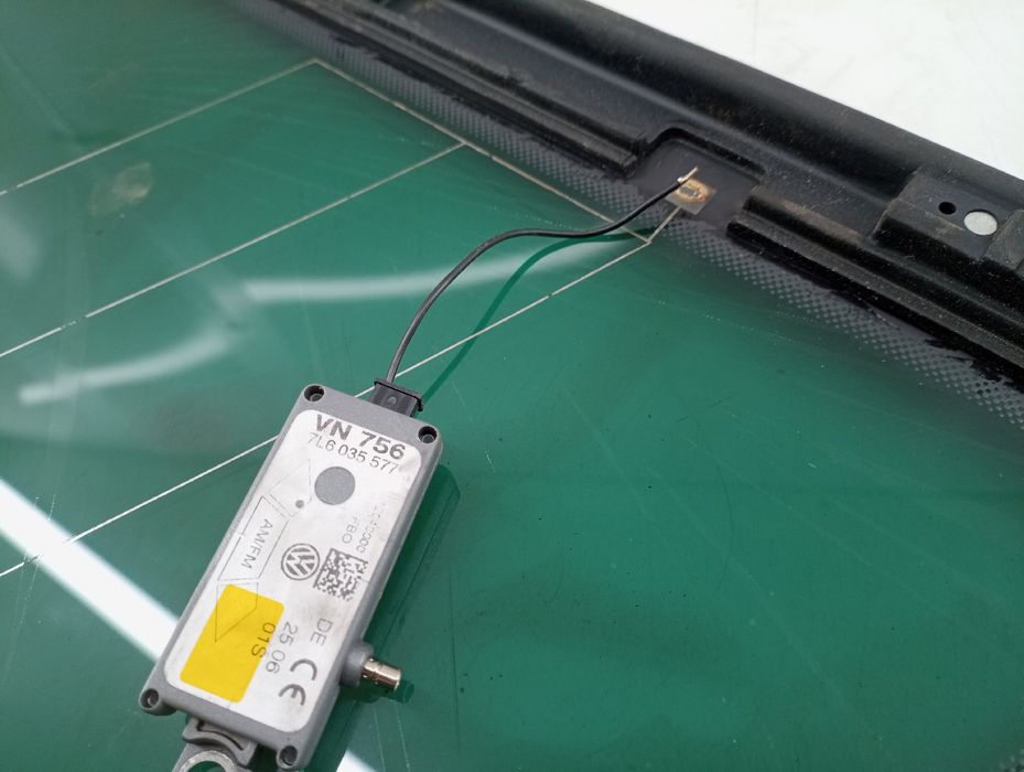 Vidro Painel Tras Esquerdo - VOLKSWAGEN Touareg (7LA, 7L6, 7L7) | 02 - 13