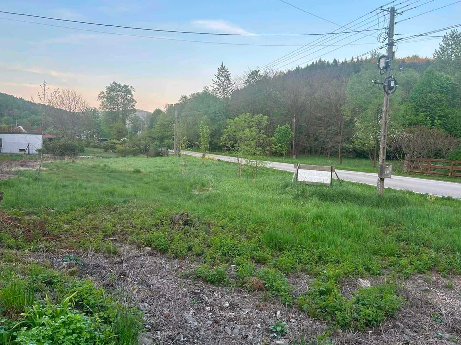 Działka Budowlana - SPRZEDAM
