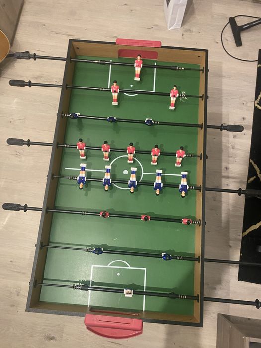 -> Pilkarzyki i wiele wiecej!!!