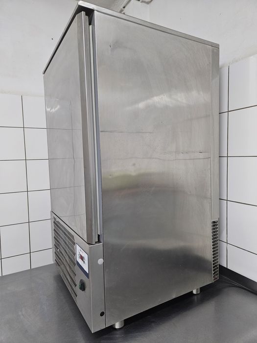 Chłodziarka szokowa Hendi, 7000netto