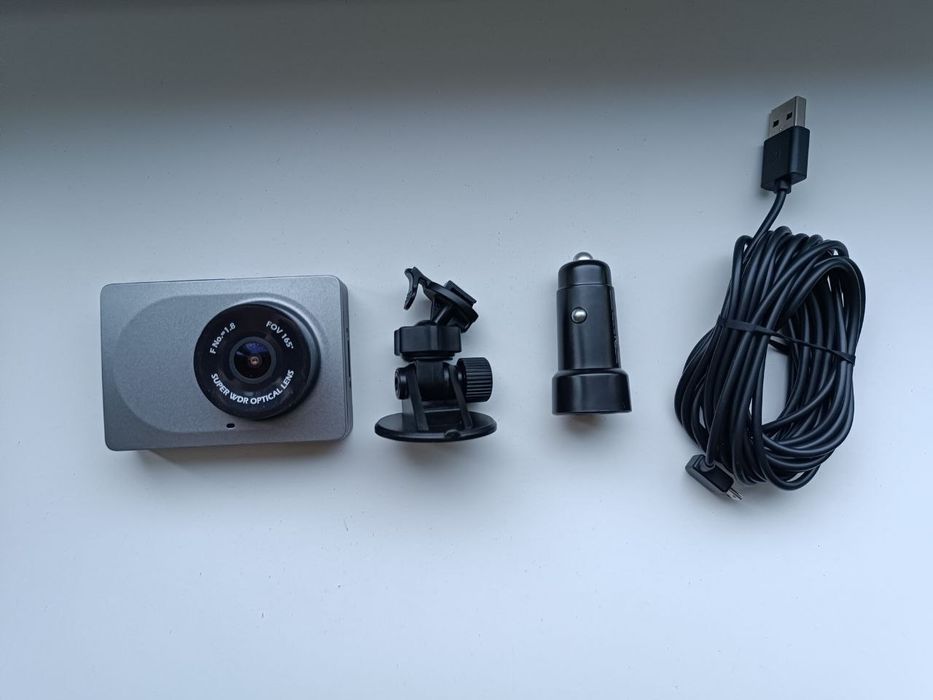 Відеореєстратор Xiaomi Yi Car DVR