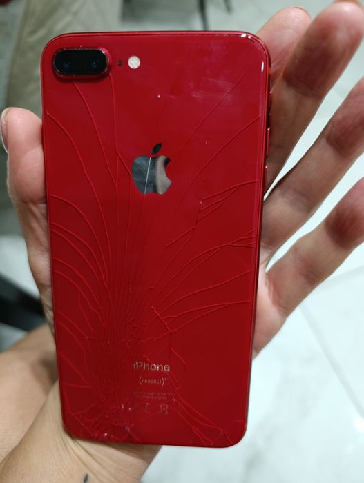 Айфон 8+.Телефон.