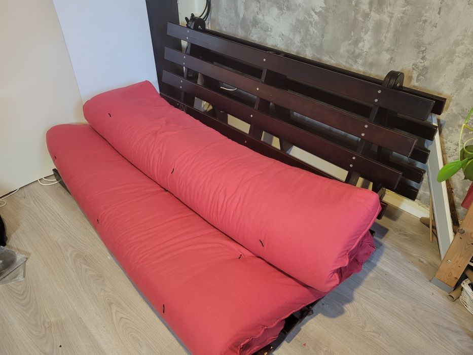 Sofá-cama estilo Futon