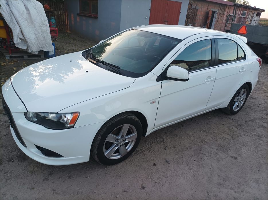 Mitsubishi Lancer