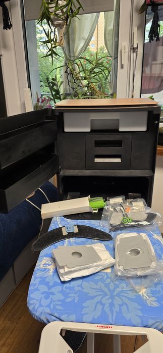 iRobot Roomba j9+ model:ADK-Y1   wyświetla błąd nierównej podłogi