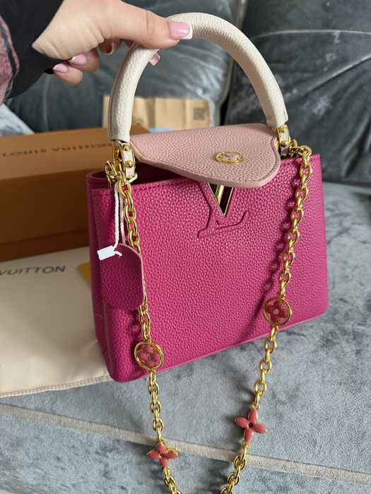 Сумка louis vuitton capucines розовая мини номерная
